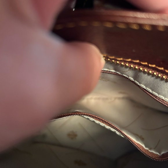 Womans shoulder bag,Gen leather,cognac brown, spot on front noted in picture - Picture 2 of 9